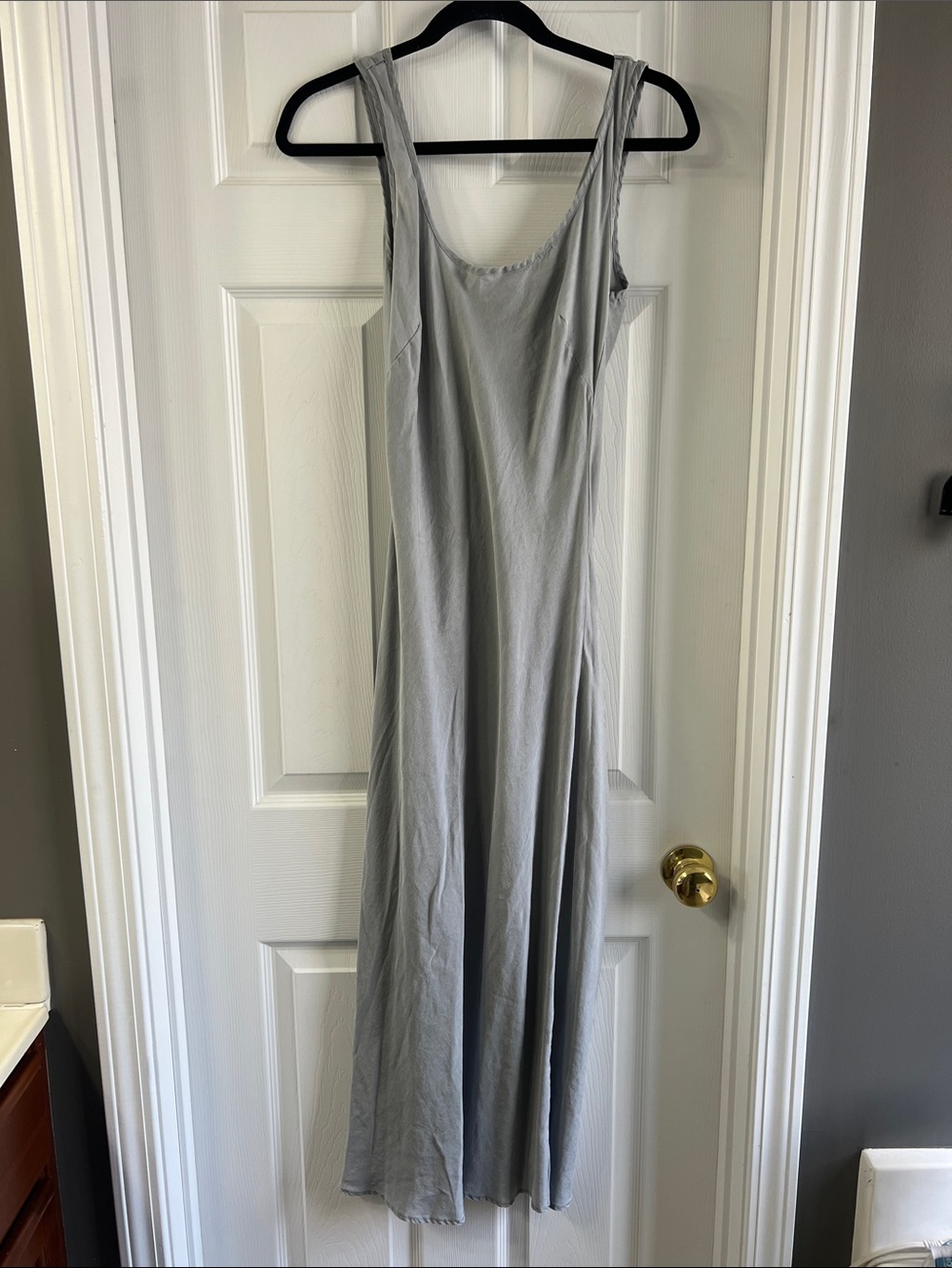 Zara Bodycon Light Gray Scoop-Neck Midi Dress PP17” Length 53”